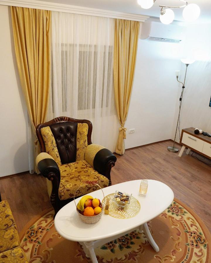 Apartments Manitovac M Niksic Ngoại thất bức ảnh